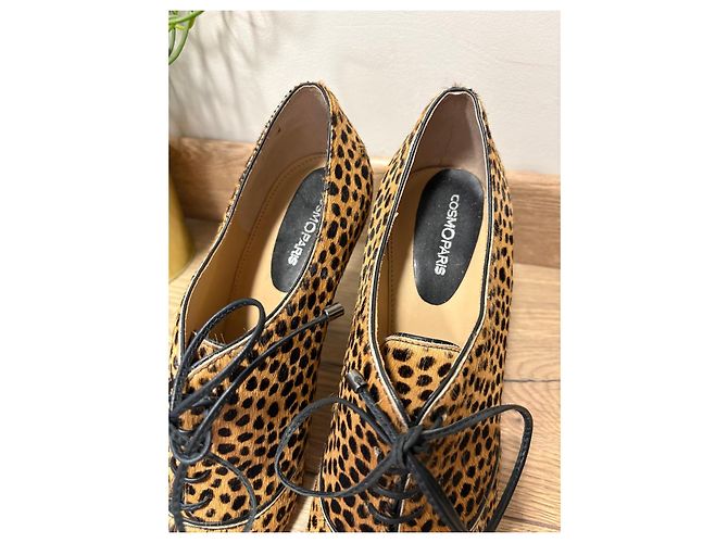 Autre Marque Cosmo Paris Stivaletti in Pelle Stampa Leopardata con Lacci Nero Stampa leopardo - vista 2