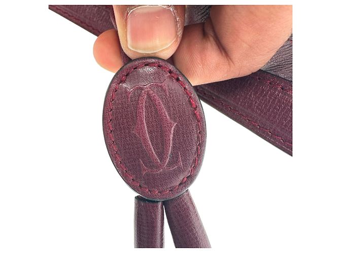 Borsa a secchiello Cartier Must De Cartier in pelle burgundy Rosso Bordò - vista 11