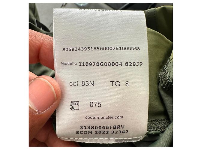 Moncler Grenoble Half-Zip Pullover aus Olive Nylon Grün Olivgrün - Ansicht 4
