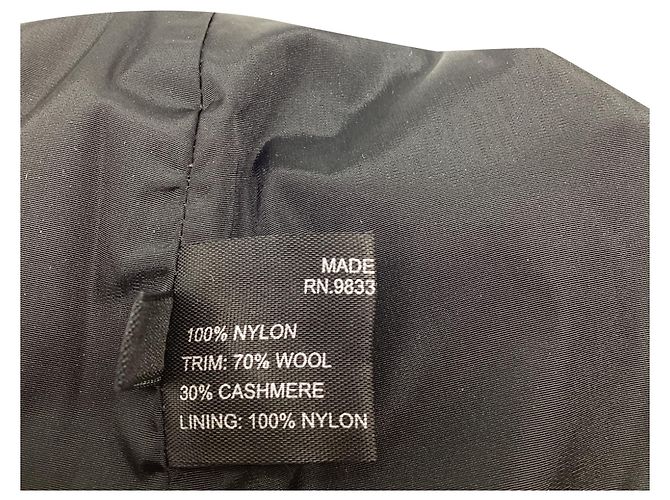 Prada Beanie aus schwarzem Nylon mit Wolle-Akzenten - Ansicht 7