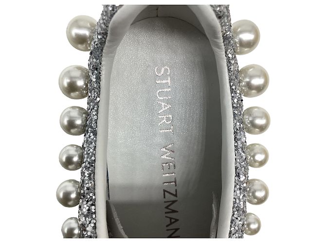 Sapatilhas Stuart Weitzman Goldie com pérolas sintéticas em Silver Glitter Prata - vista 9