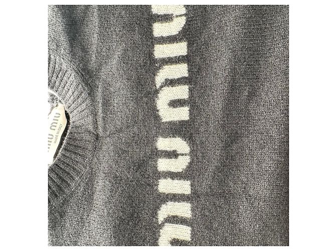 Strickpullover aus schwarzer Wolle mit Miu Miu Logo-Stickerei - Ansicht 10