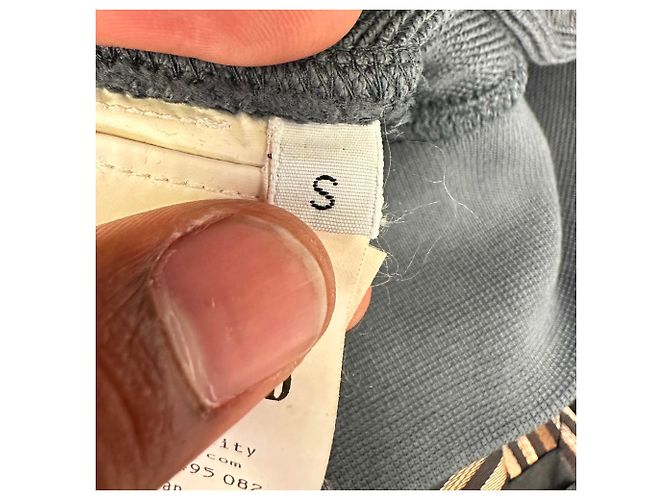 Stone Island Logo-Patch Hoodie aus dunkelgrauer Baumwolle - Ansicht 7