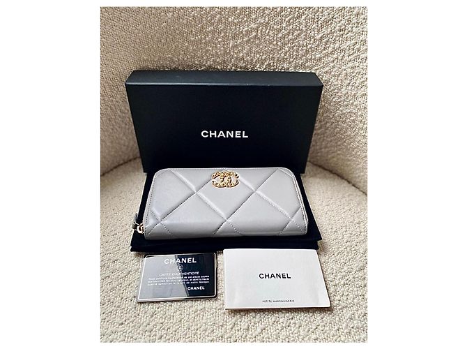 Cartera Larga Chanel 19 de Cuero Acolchado Gris - vista 6