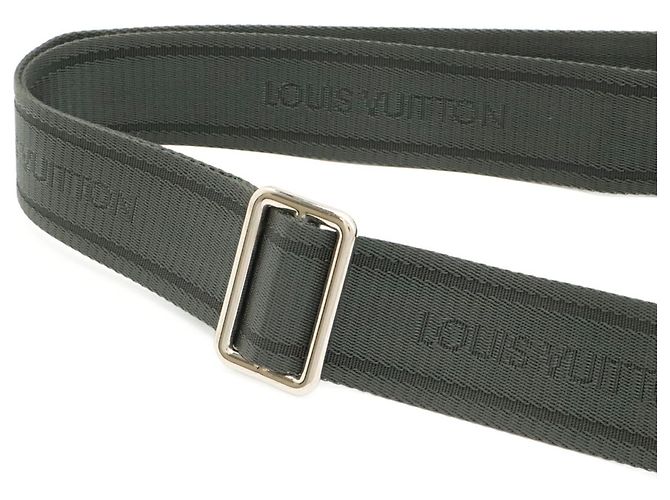 Borsa a tracolla Louis Vuitton Taiga Roman PM Nero Grigio - vista 6