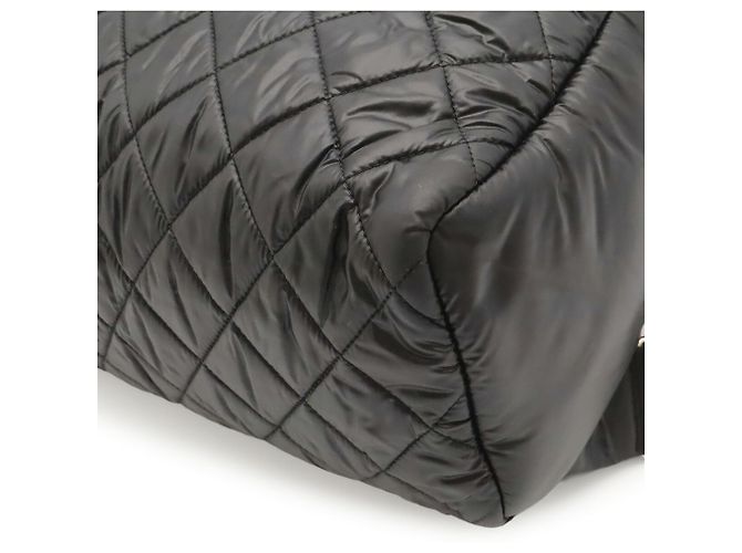 Chanel Coco Cocoon Backpack Black Dark red - view 4
