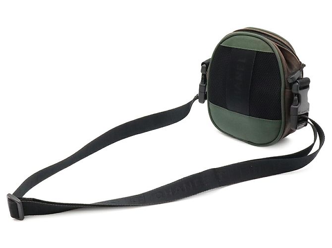 Borsa Chanel Sport Line Coco Mark Nero Verde - vista 3