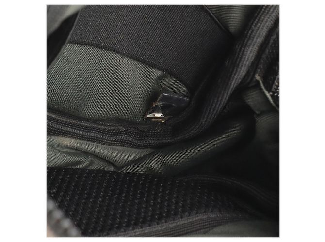 Borsa Chanel Sport Line Coco Mark Nero Verde - vista 7