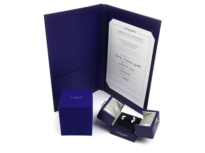 Orecchini Chaumet Josephine Ronde d'Aigret in oro bianco 18K - vista 6