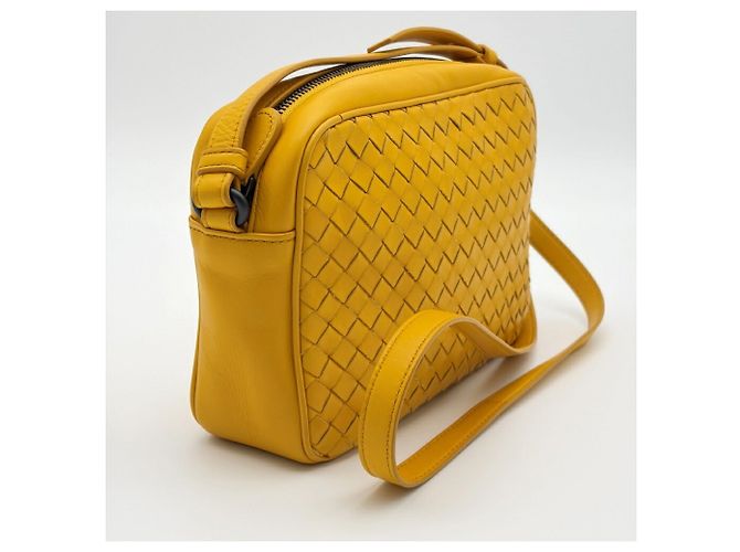 Borsa a tracolla Bottega Veneta gialla Giallo - vista 4