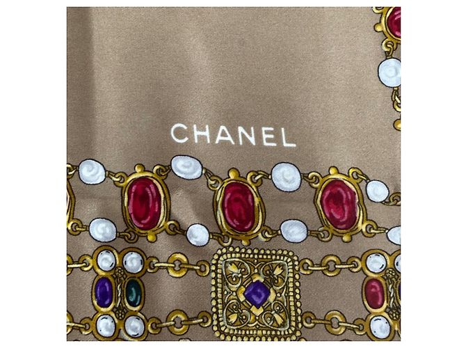 Chanel Vintage Seidentuch mit Gripoix-Muster Braun Mehrfarben - Ansicht 6