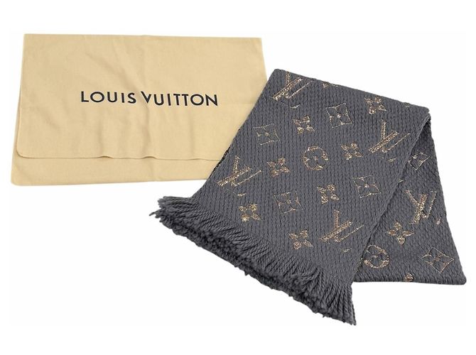 Sciarpa Louis Vuitton Logomania Shine in misto lana e seta - vista 2