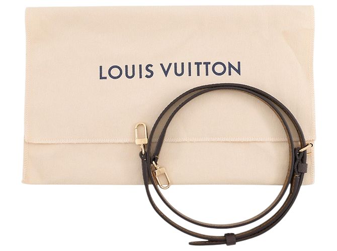 Louis Vuitton Brown Monogram Reverse OnTheGo BB Marrom - vista 11