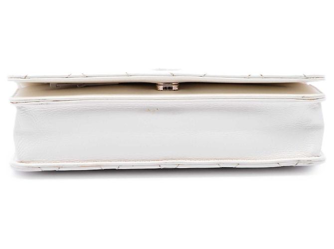 Chanel White CC Crinkled Chevron Calfskin Wallet On Chain Portemonnaie Weiß - Ansicht 3