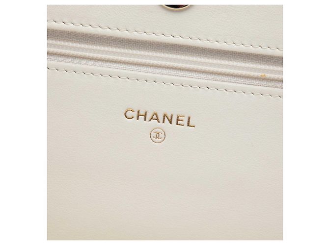 Chanel White CC Crinkled Chevron Calfskin Wallet On Chain Portemonnaie Weiß - Ansicht 5