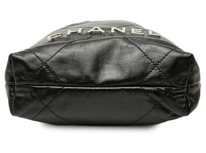 Borsa Chanel 22 Mini in vitello lucido nero - vista 3