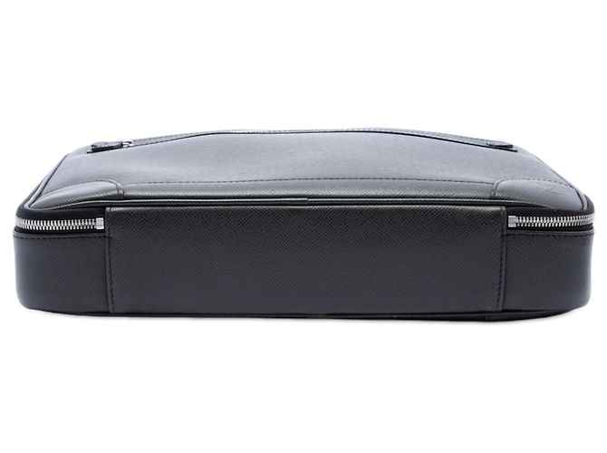 Louis Vuitton Black Taiga Porte Ordinateur Odessa Nero - vista 3