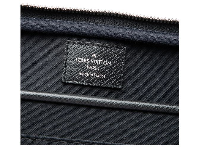 Louis Vuitton Black Taiga Porte Ordinateur Odessa Nero - vista 5