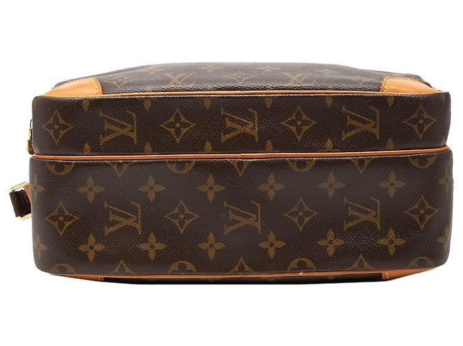Louis Vuitton Brown Monogram Nil Crossbody Castaño - vista 3