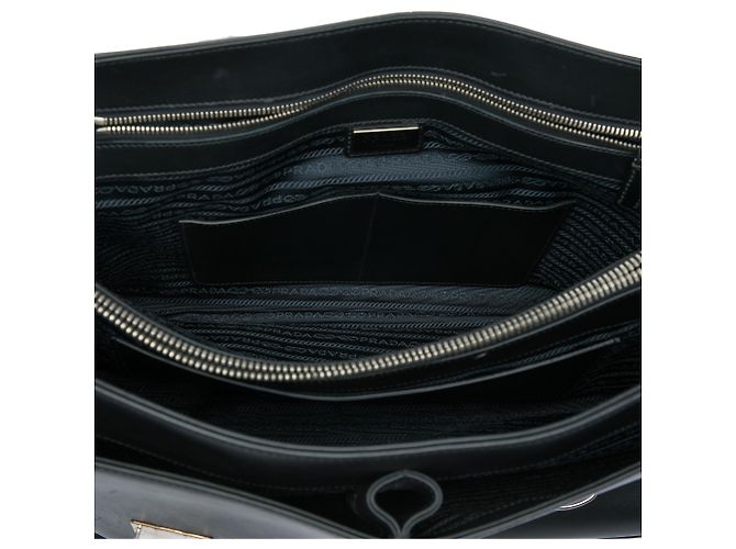 Double Borsa business Prada in vitello City nera con doppia chiusura push lock Nero - vista 4