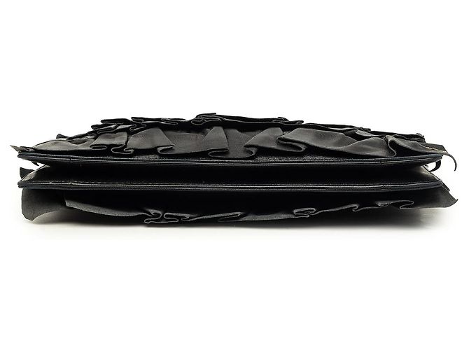 Chanel Black CC Lammleder Clutch mit Kette und Rüschen Schwarz - Ansicht 3
