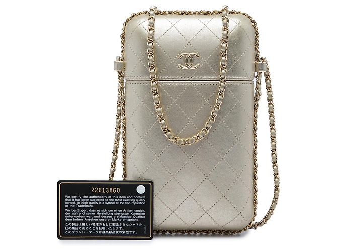 Chanel Gold CC gesteppter Handyhalter aus metallischem Lammleder mit Kette Golden - Ansicht 6