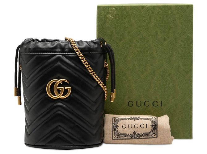 Borsa secchiello Gucci Small GG Marmont in pelle matelassé nera Nero - vista 7