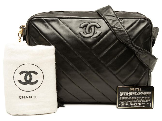 Chanel Black CC Chevron Lambskin Tassel Crossbody Nero - vista 6