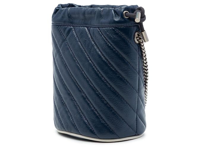 Borsa secchiello Gucci Blue Mini GG Marmont Matelassé in pelle diagonale Torchon - vista 2