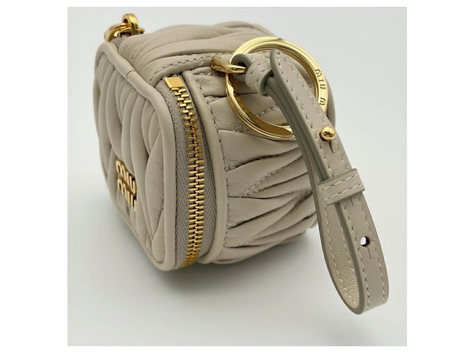 Miu Miu Charm per borsa Mini Pouch Beige - vista 4