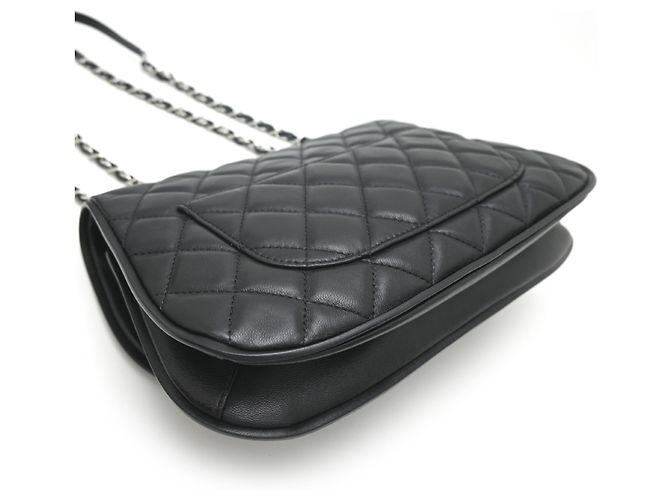 Borsa a tracolla con catena Chanel in pelle d'agnello nera Nero - vista 4
