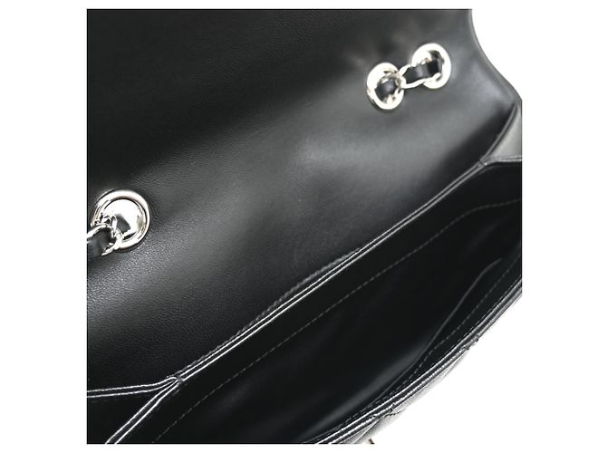 Borsa a tracolla con catena Chanel in pelle d'agnello nera Nero - vista 6