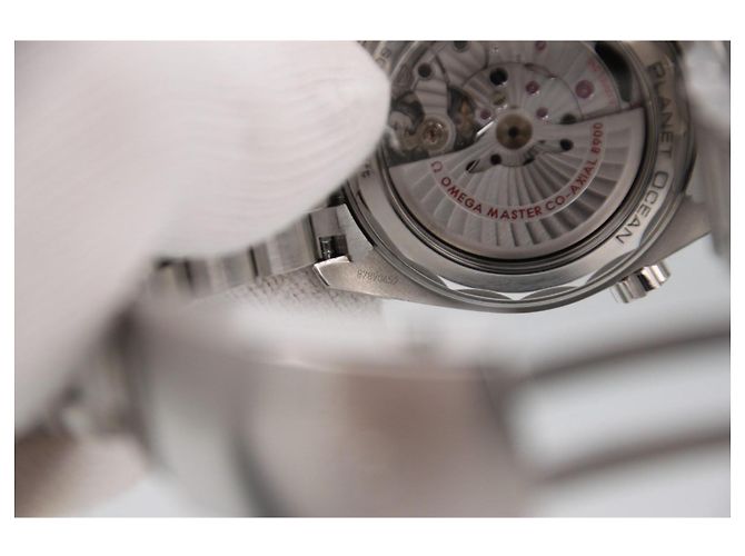 Omega Seamaster Planet Ocean 600M Automatico 43.5mm Quadrante Nero Grigio - vista 11