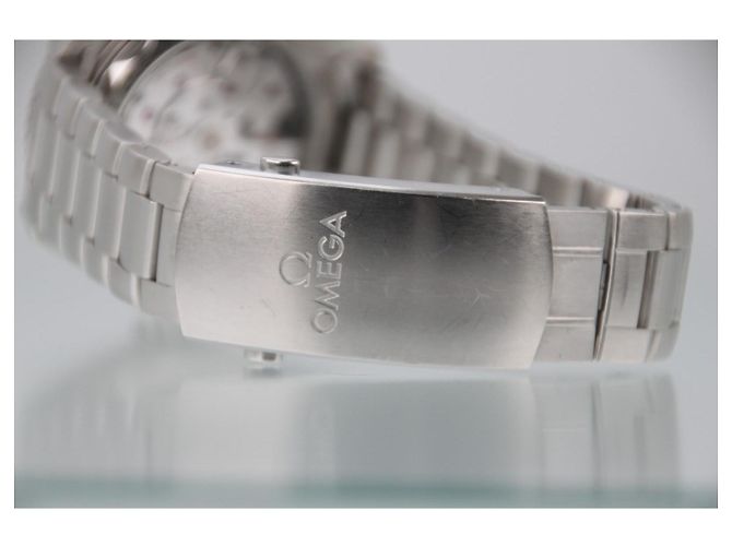 Omega Seamaster Planet Ocean 600M Automatico 43.5mm Quadrante Nero Grigio - vista 8