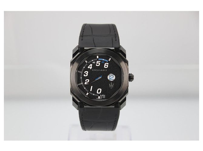 Bulgari Octo Maserati GranSport BGO 41 S R Automatico 41mm Nero - vista 14