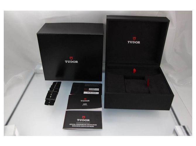 Autre Marque Tudor Black Bay Ceramic 79210CNU Automatico 41mm - Nero Grigio - vista 13