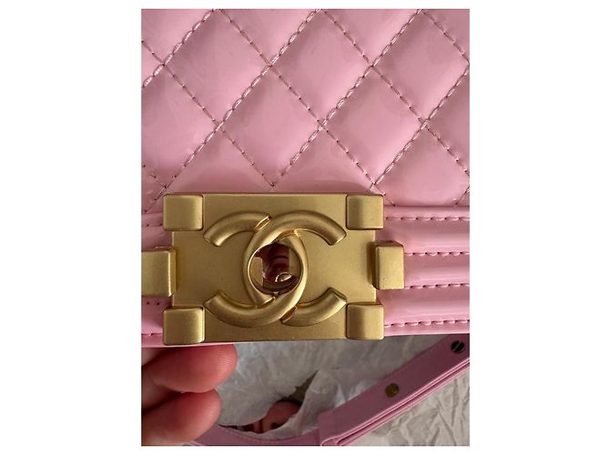 Chanel Boy Bag in Pink Patent Leather - view 2