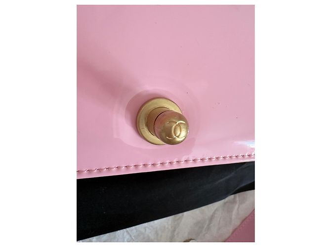Chanel Boy Bag in Pink Patent Leather - view 3