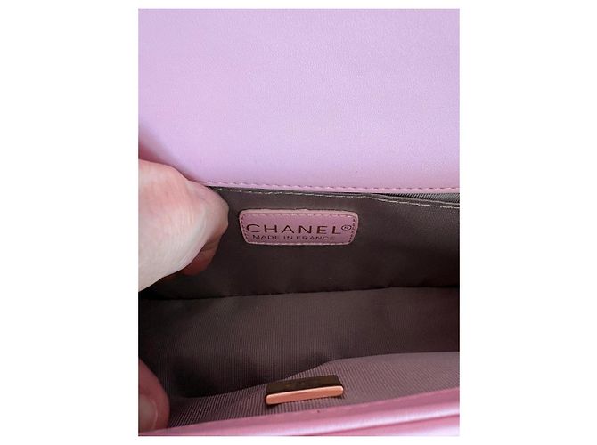 Chanel Boy Bag in Pink Patent Leather - view 9
