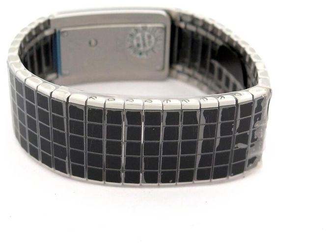 NUEVO RELOJ CHANEL CODE COCO H5147 21MM DE CERÁMICA DIAMANTE QUARTZ Negro - vista 5