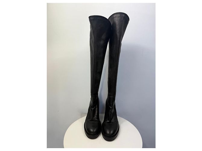 Ann Demeulemeester Kniehohe Stiefel aus schwarzem Leder - Ansicht 3