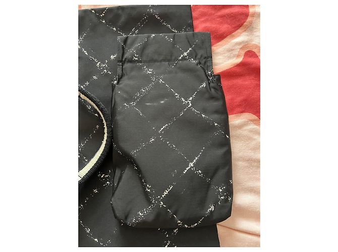 Chanel Old Travel Line Bolso Tote Lona Negro Blanco - vista 8