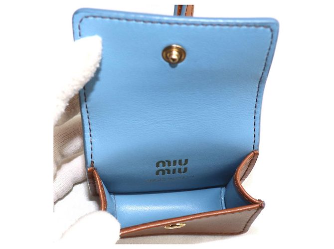 Miu Miu Charm Trick Bag Charm in pelle Marrone Blu chiaro - vista 4