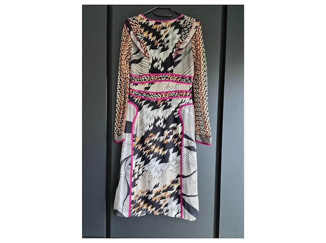 Diane Von Furstenberg Abito lungo stampato Marrone Nero Rosa Bianco Multicolore Beige - vista 7