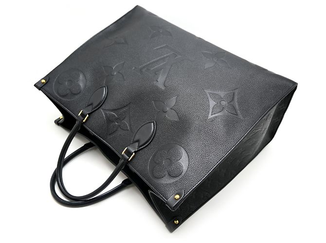 Bolso Louis Vuitton OnTheGo GM Negro - vista 3