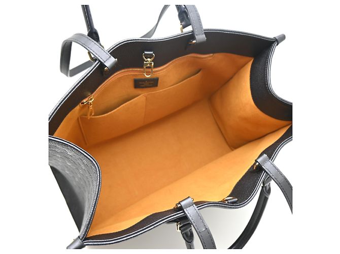 Bolso Louis Vuitton OnTheGo GM Negro - vista 6