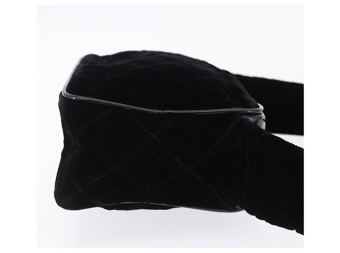 Borsa a tracolla CHANEL Matelasse Velluto Nero Oro CC Auth bs36831A D'oro - vista 3