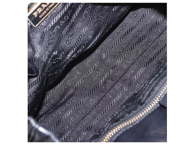 Borsa a mano PRADA Ribbon in pelle nera e oro Auth 202973V Nero D'oro - vista 10