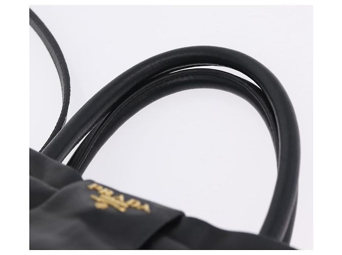 Borsa a mano PRADA Ribbon in pelle nera e oro Auth 202973V Nero D'oro - vista 14