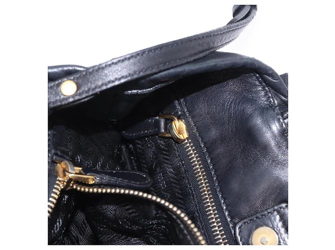 Borsa a mano PRADA Ribbon in pelle nera e oro Auth 202973V Nero D'oro - vista 26